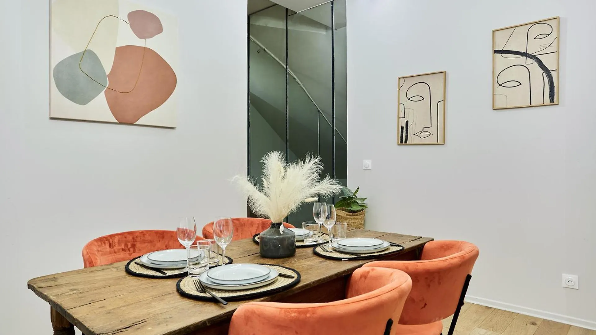 Residence Centre De Paris By Studio Prestige
